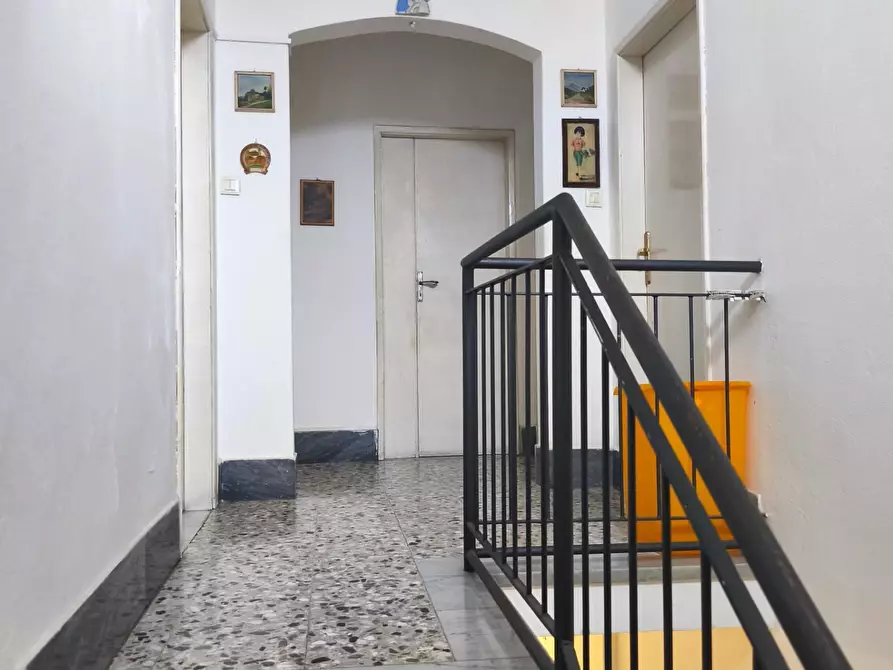 Immagine 13 di Villa in vendita  a Carrara