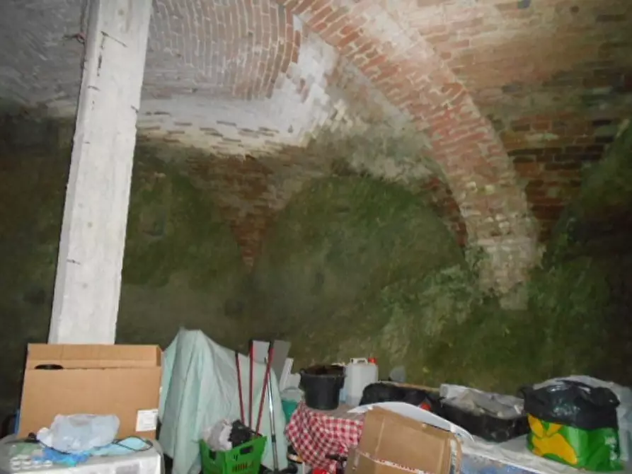 Immagine 9 di Rustico / casale in vendita  a Castelletto D'orba