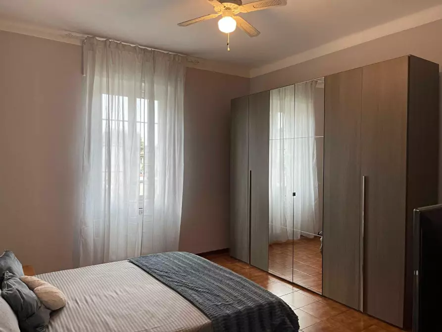 Immagine 10 di Appartamento in affitto  a Carrara