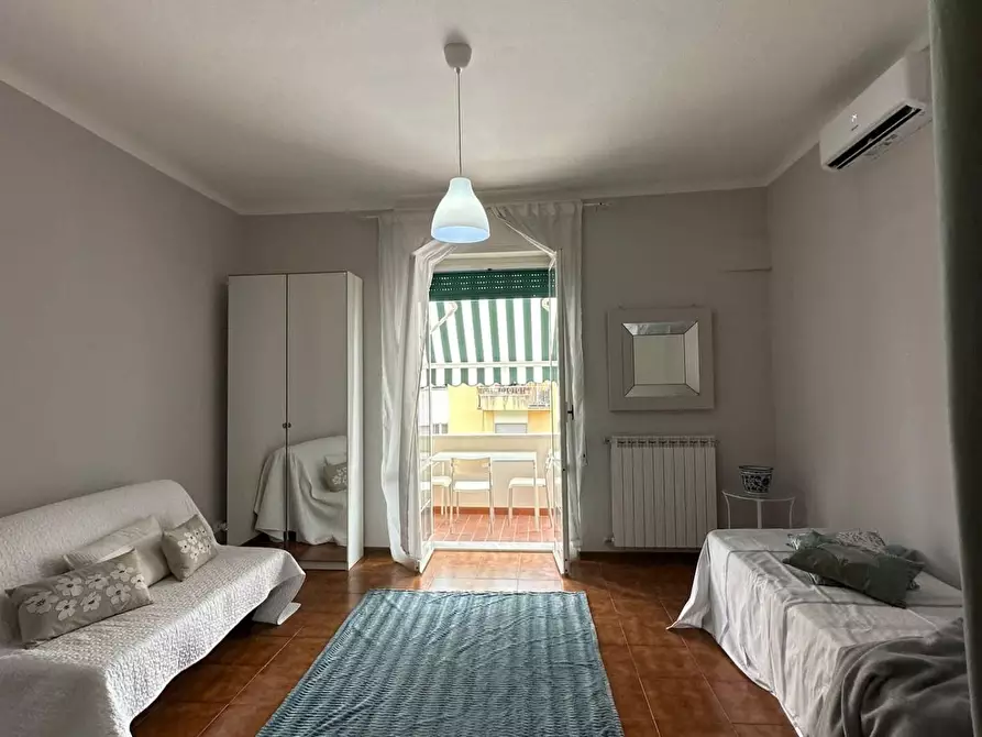 Immagine 3 di Appartamento in affitto  a Carrara