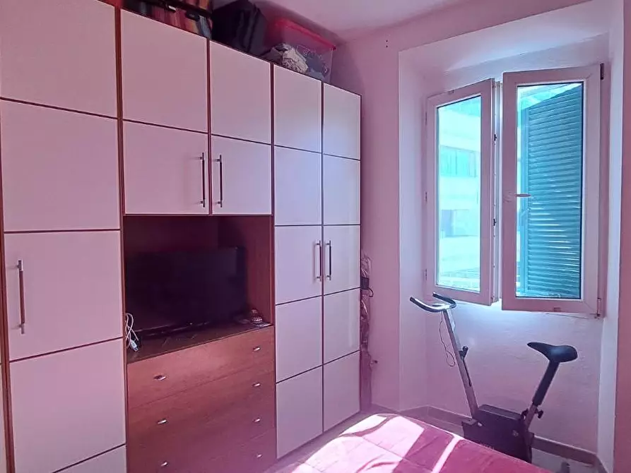 Immagine 13 di Appartamento in vendita  a Livorno