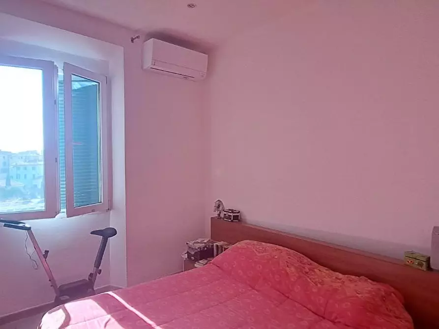 Immagine 17 di Appartamento in vendita  a Livorno