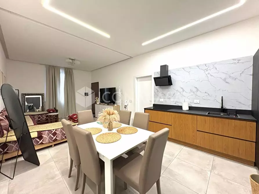 Immagine 3 di Appartamento in vendita  a Pontedera