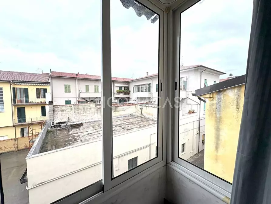 Immagine 15 di Appartamento in vendita  a Pontedera