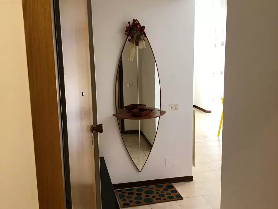 Immagine 6 di Appartamento in affitto  a Massa