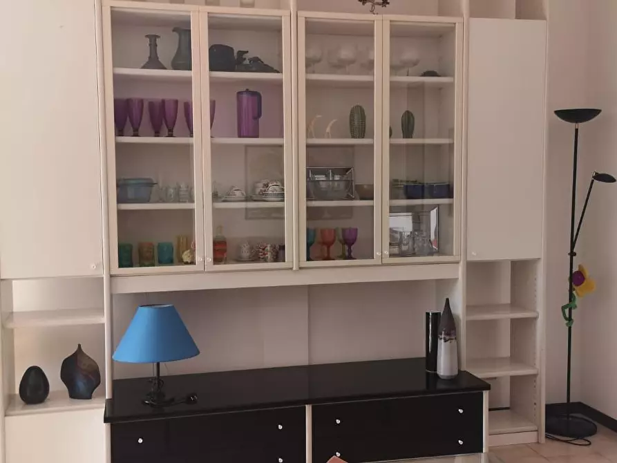 Immagine 3 di Appartamento in affitto  a Massa