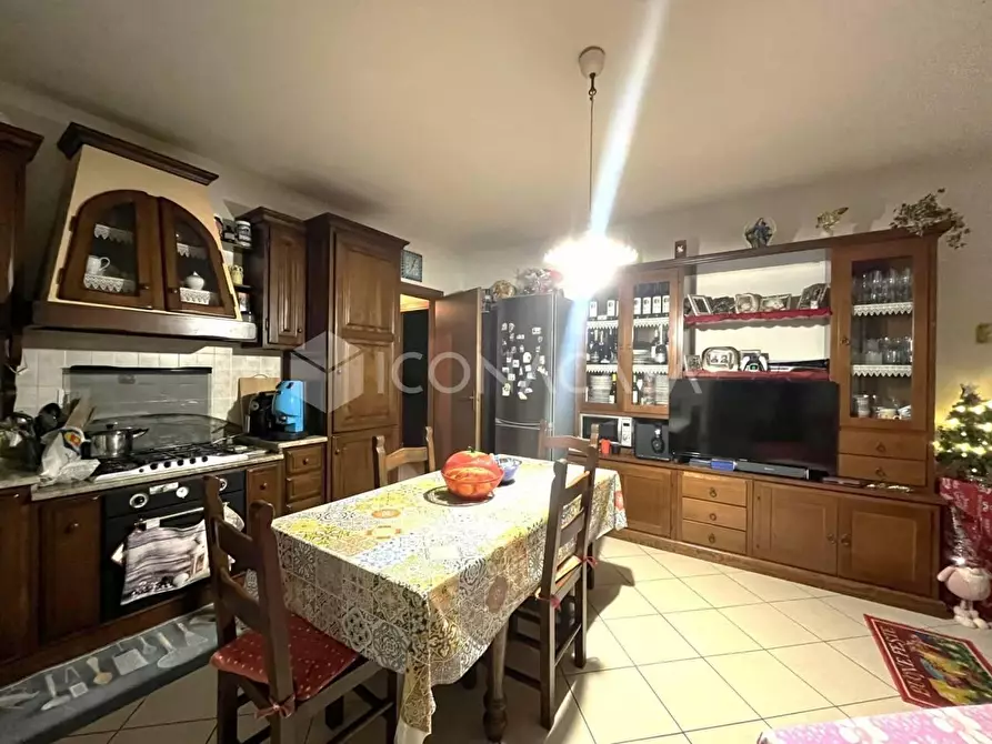 Immagine 4 di Appartamento in vendita  a Montopoli In Val D'arno