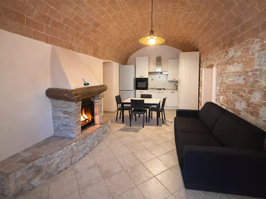 Immagine 2 di Appartamento in affitto  a Vicopisano