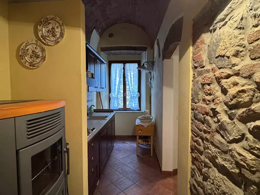 Immagine 8 di Appartamento in vendita  a Suvereto