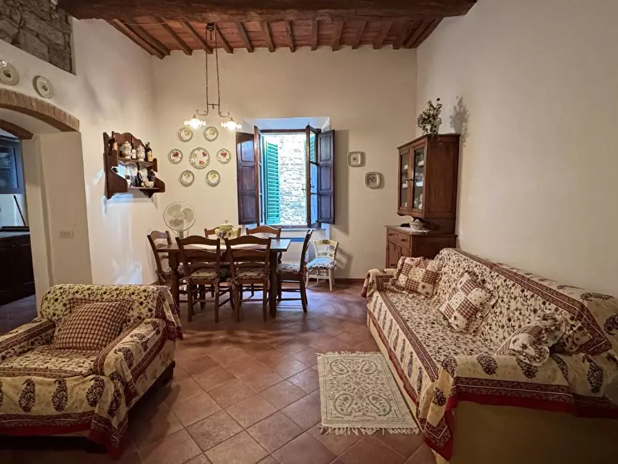 Immagine 5 di Appartamento in vendita  a Suvereto