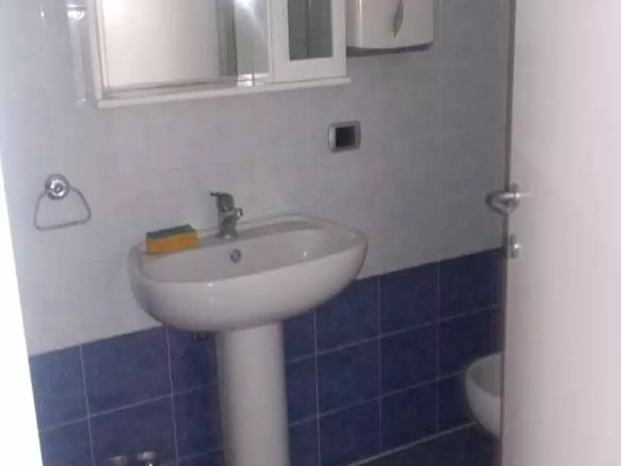 Immagine 13 di Attività artigianale in vendita  a Tortona