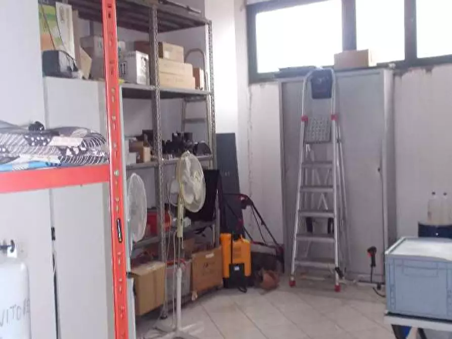 Immagine 7 di Attività artigianale in vendita  a Tortona