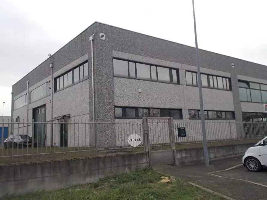 Immagine 1 di Attività artigianale in vendita  a Tortona