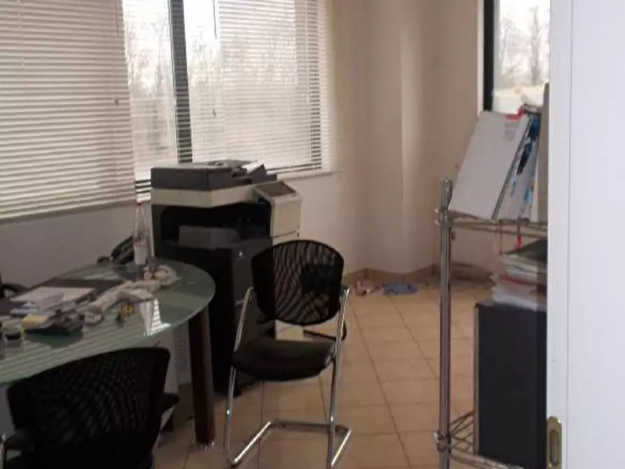 Immagine 11 di Attività artigianale in vendita  a Tortona