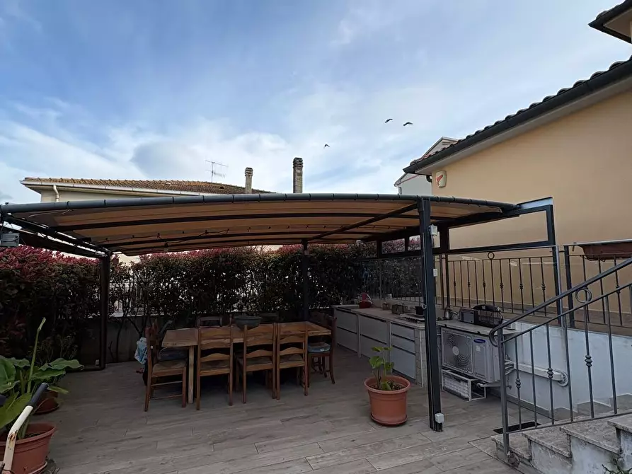 Immagine 18 di Appartamento in vendita  a Campiglia Marittima