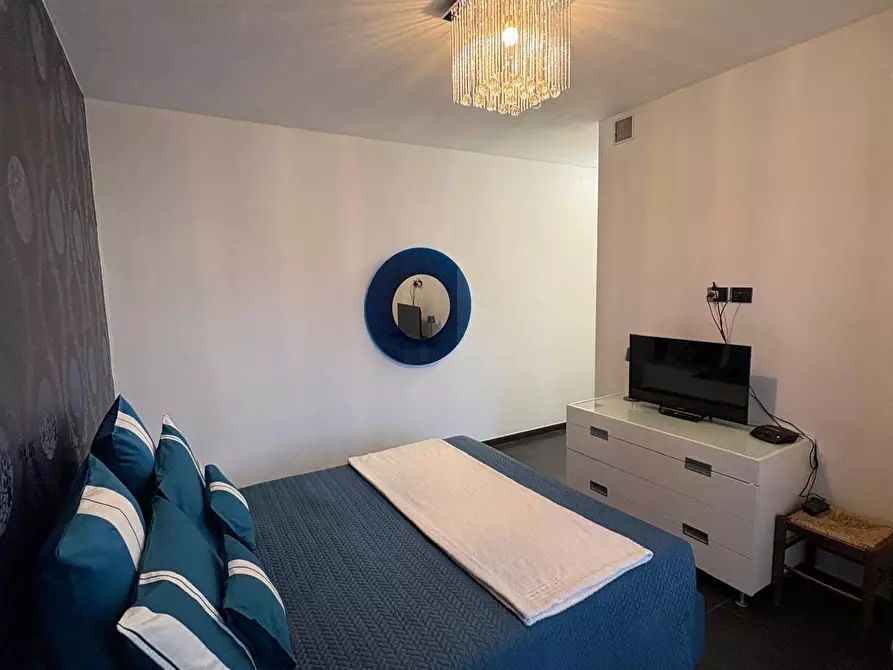 Immagine 2 di Appartamento in vendita  a Campiglia Marittima