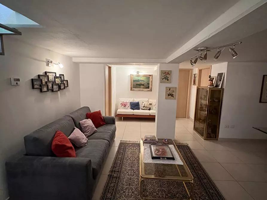 Immagine 17 di Appartamento in vendita  a Campiglia Marittima