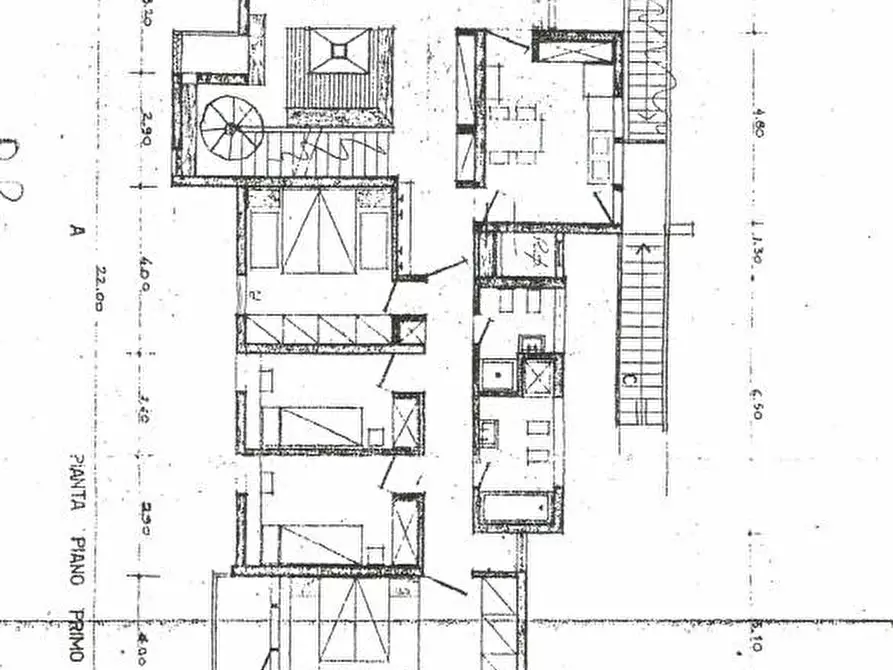 Immagine 22 di Villa in vendita  a Seravezza
