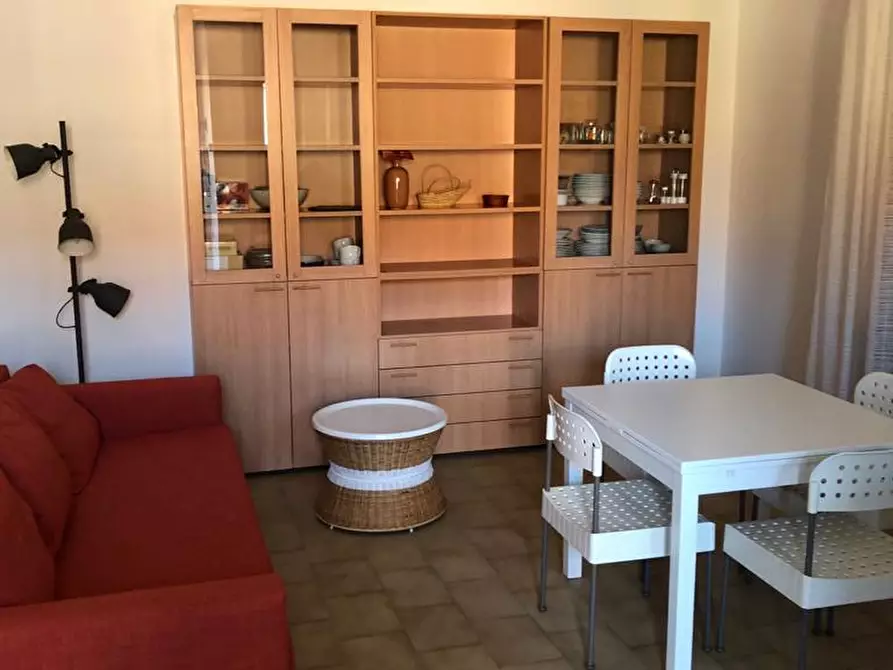 Immagine 3 di Appartamento in affitto  a Massa