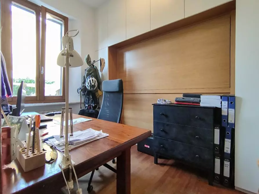 Immagine 30 di Appartamento in vendita  a Camaiore