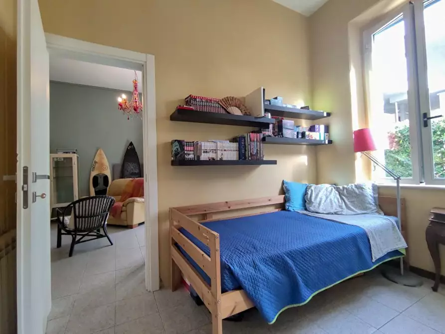 Immagine 12 di Appartamento in vendita  a Camaiore