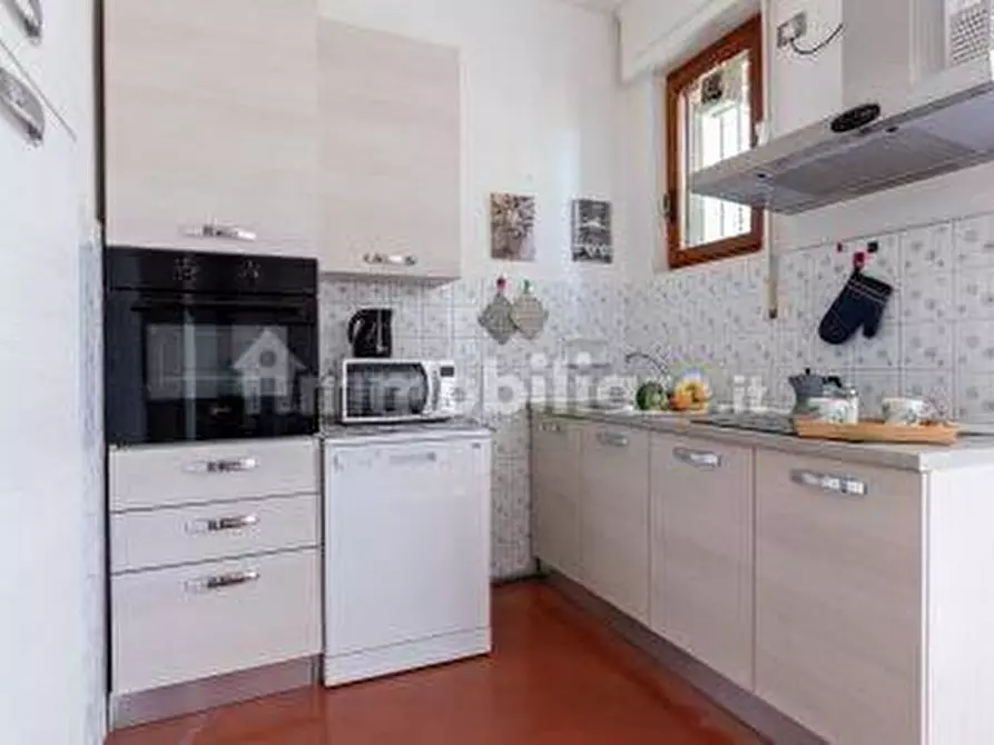 Immagine 19 di Appartamento in vendita  a Pisa