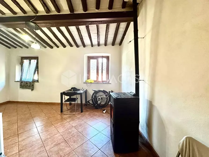 Immagine 5 di Appartamento in vendita  a Buti