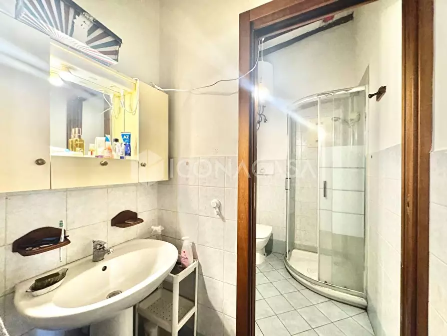 Immagine 10 di Appartamento in vendita  a Buti