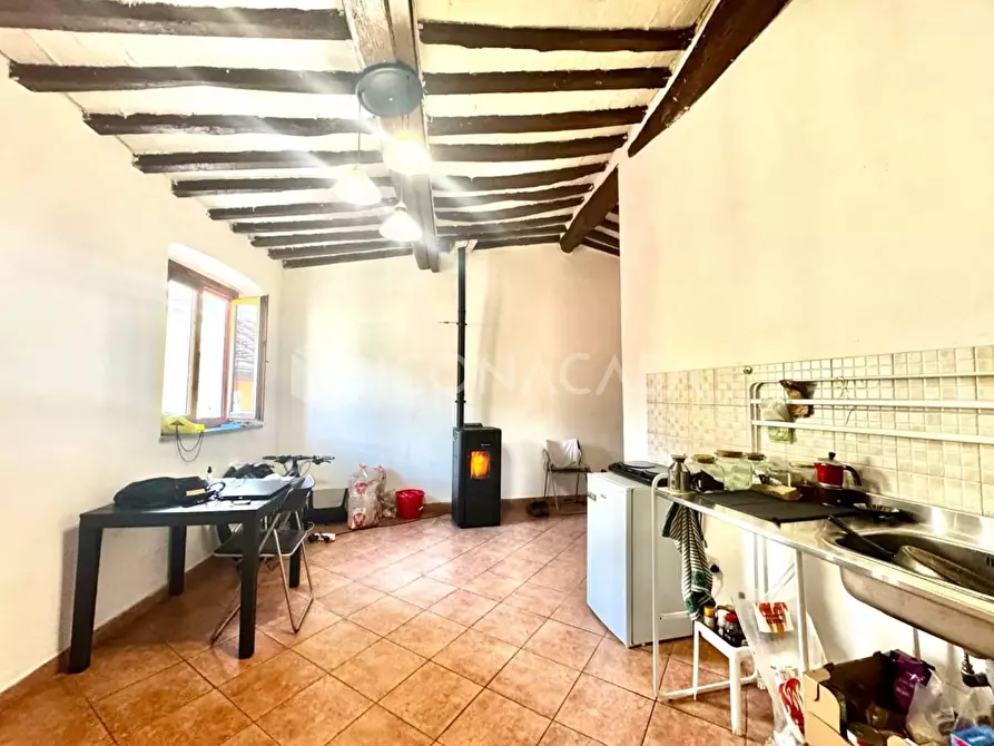 Immagine 1 di Appartamento in vendita  a Buti