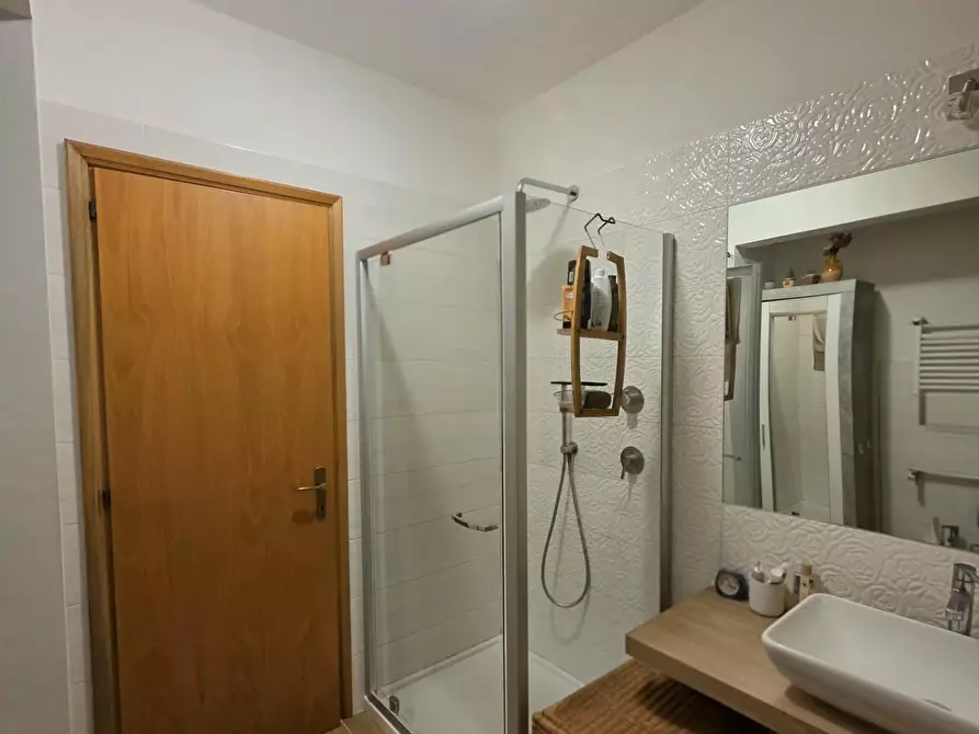 Immagine 21 di Casa bifamiliare in vendita  a Livorno