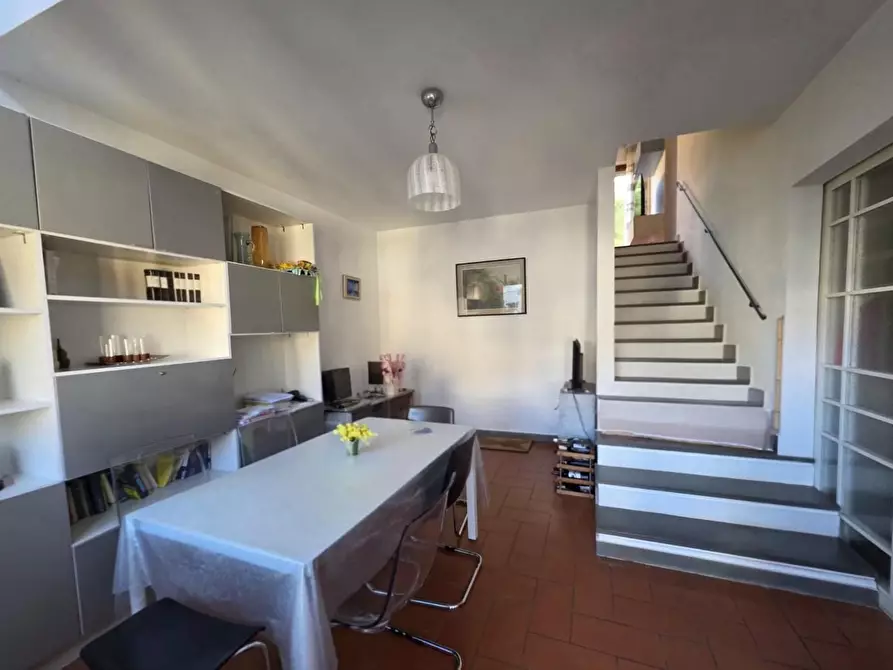 Immagine 1 di Casa bifamiliare in vendita  a Livorno