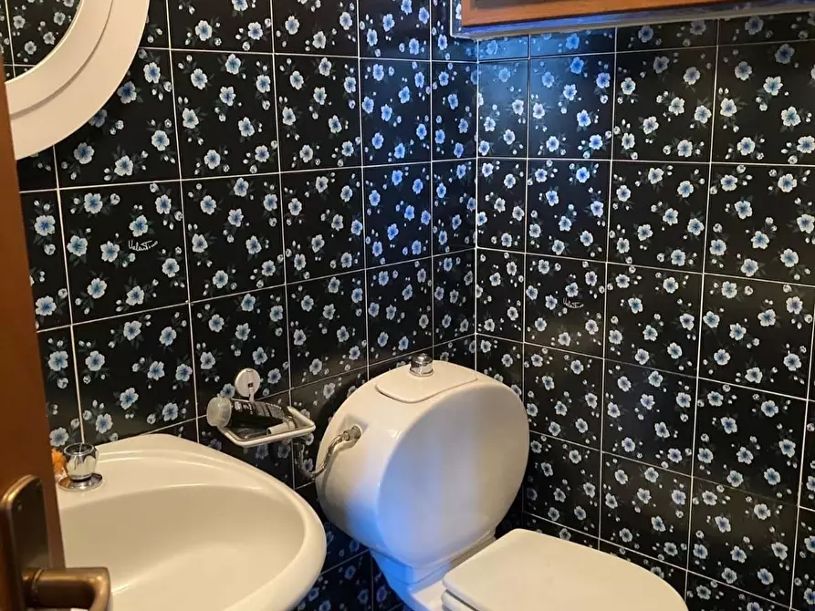 Immagine 7 di Casa bifamiliare in vendita  a Livorno