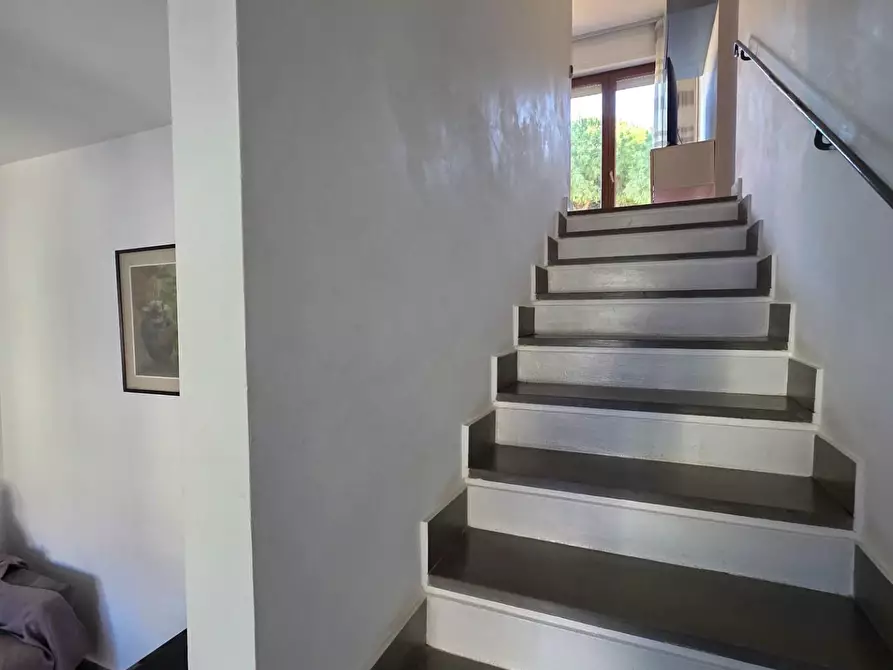 Immagine 9 di Casa bifamiliare in vendita  a Livorno