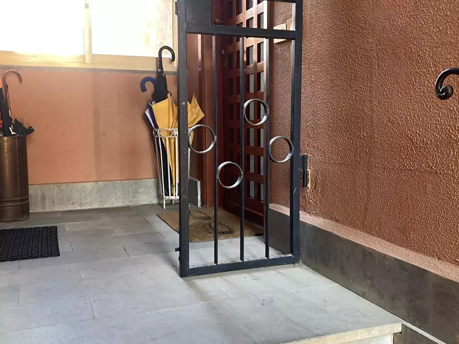 Immagine 37 di Casa bifamiliare in vendita  a Livorno