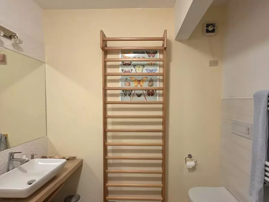 Immagine 20 di Casa bifamiliare in vendita  a Livorno