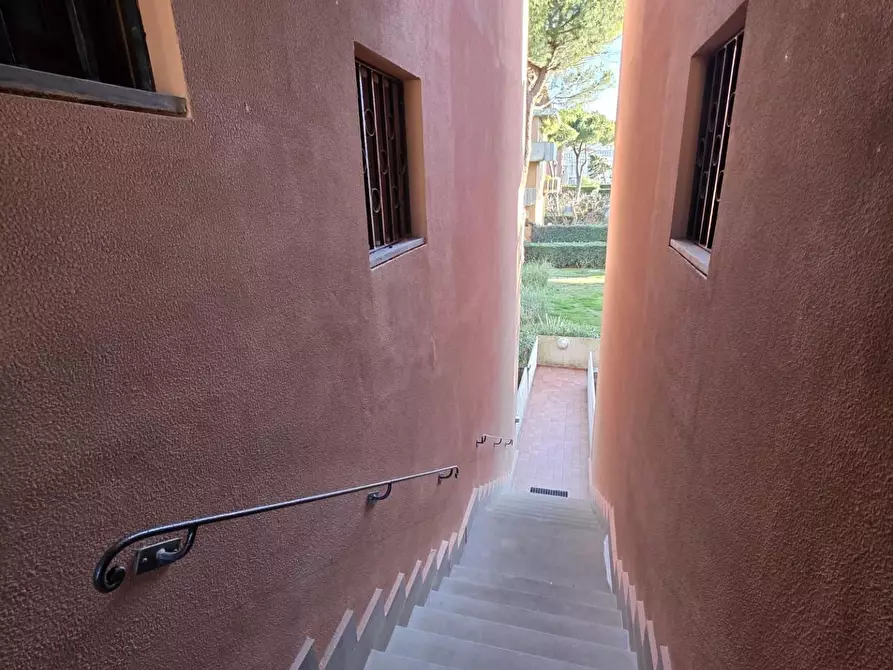 Immagine 38 di Casa bifamiliare in vendita  a Livorno