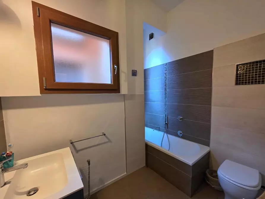 Immagine 29 di Casa bifamiliare in vendita  a Livorno