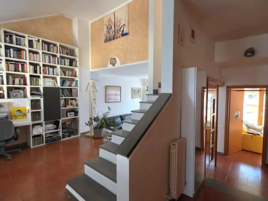 Immagine 25 di Casa bifamiliare in vendita  a Livorno