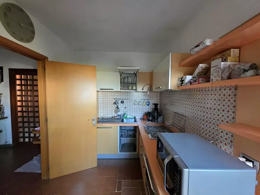 Immagine 5 di Casa bifamiliare in vendita  a Livorno