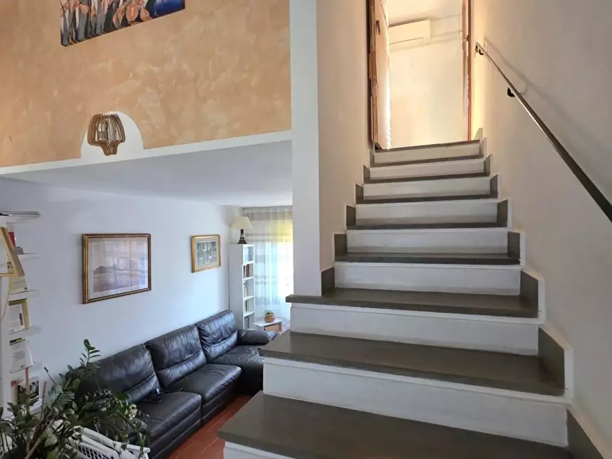 Immagine 27 di Casa bifamiliare in vendita  a Livorno
