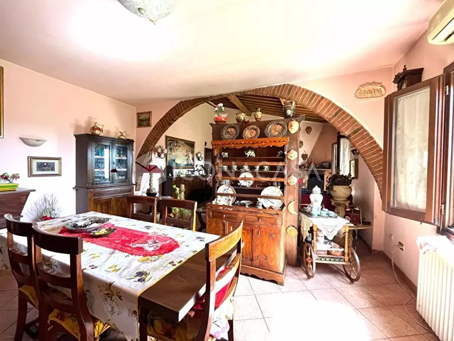 Immagine 6 di Appartamento in vendita  a Pontedera