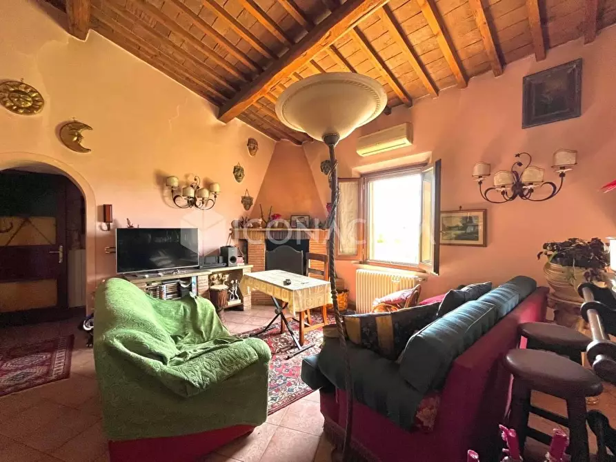 Immagine 2 di Appartamento in vendita  a Pontedera