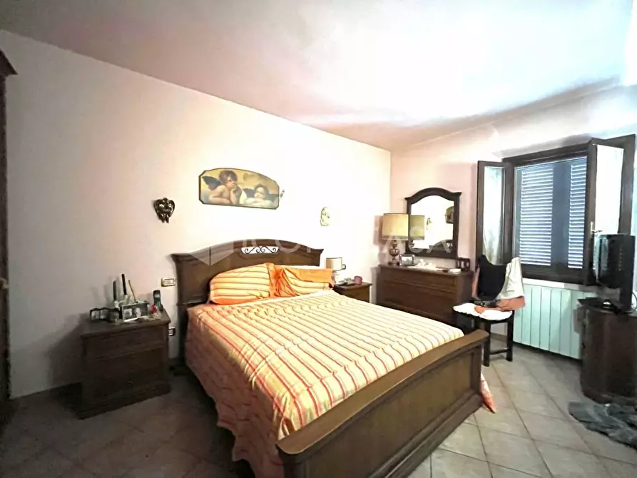 Immagine 11 di Appartamento in vendita  a Pontedera