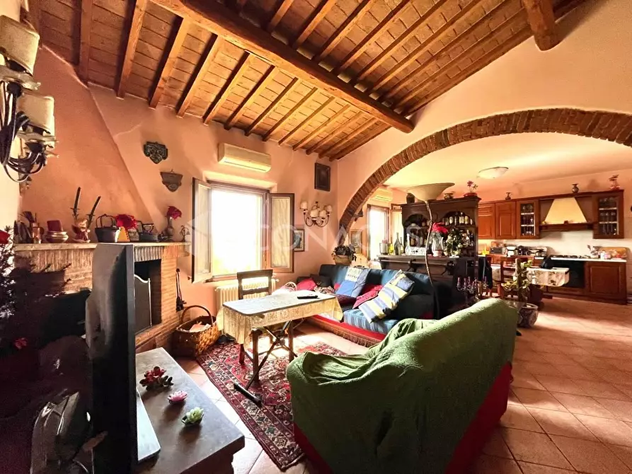 Immagine 4 di Appartamento in vendita  a Pontedera