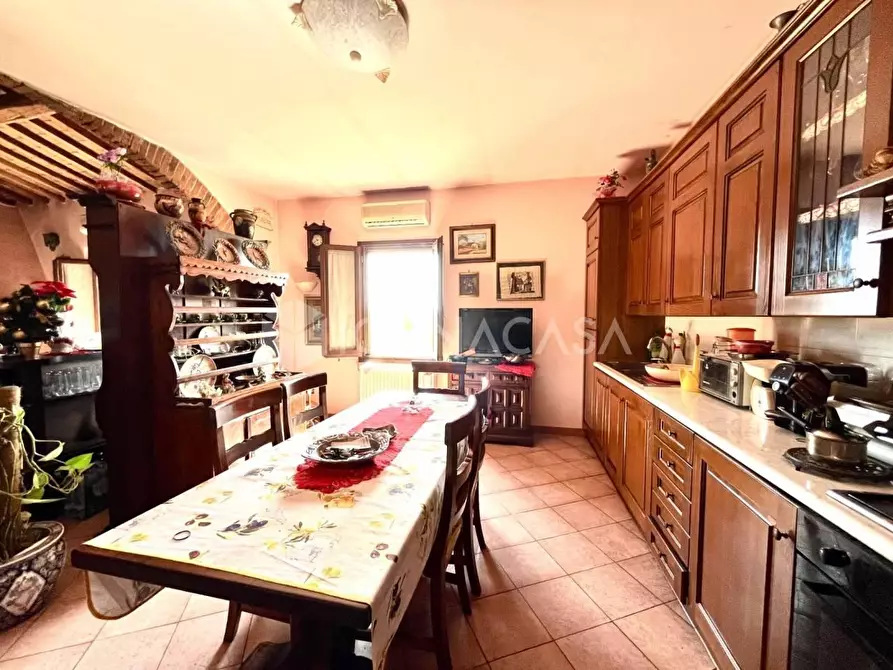 Immagine 7 di Appartamento in vendita  a Pontedera