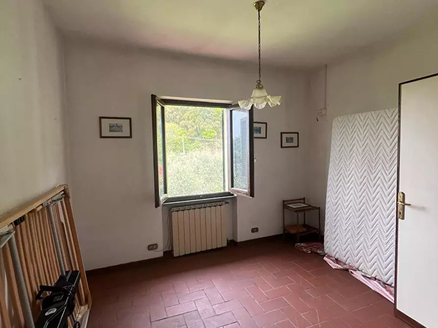 Immagine 24 di Casa bifamiliare in vendita  a Montignoso