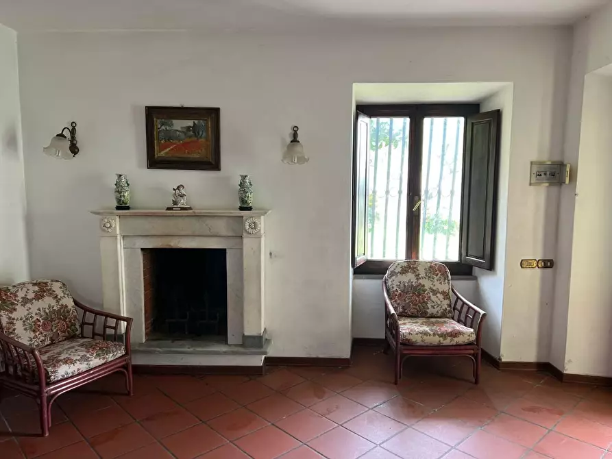 Immagine 11 di Casa bifamiliare in vendita  a Montignoso