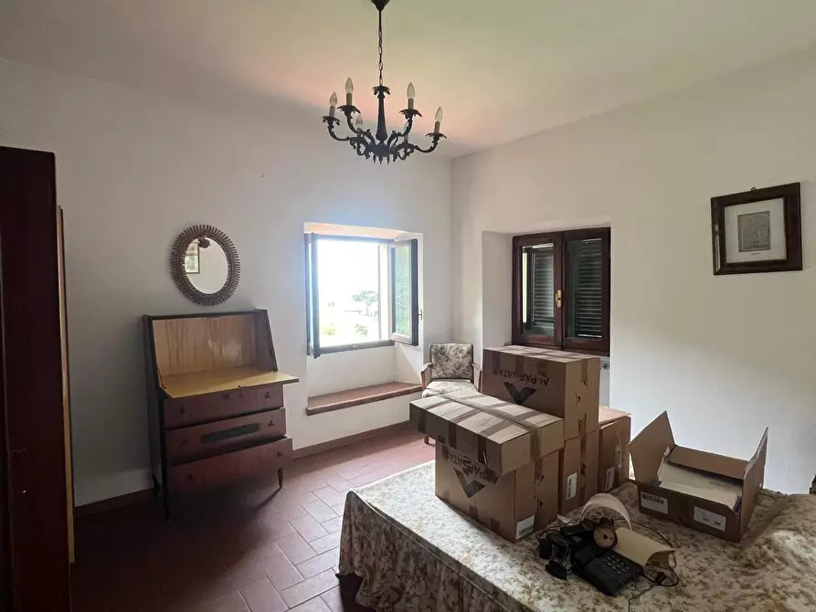 Immagine 28 di Casa bifamiliare in vendita  a Montignoso