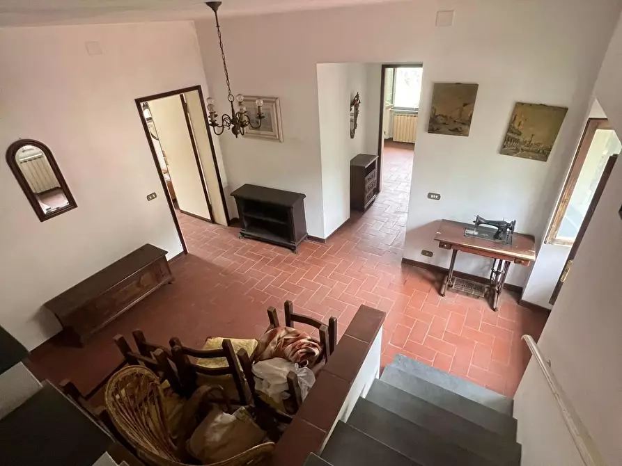 Immagine 27 di Casa bifamiliare in vendita  a Montignoso