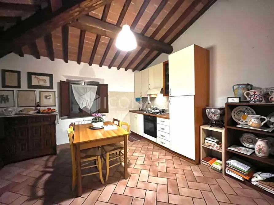 Immagine 2 di Appartamento in vendita  a Vicopisano